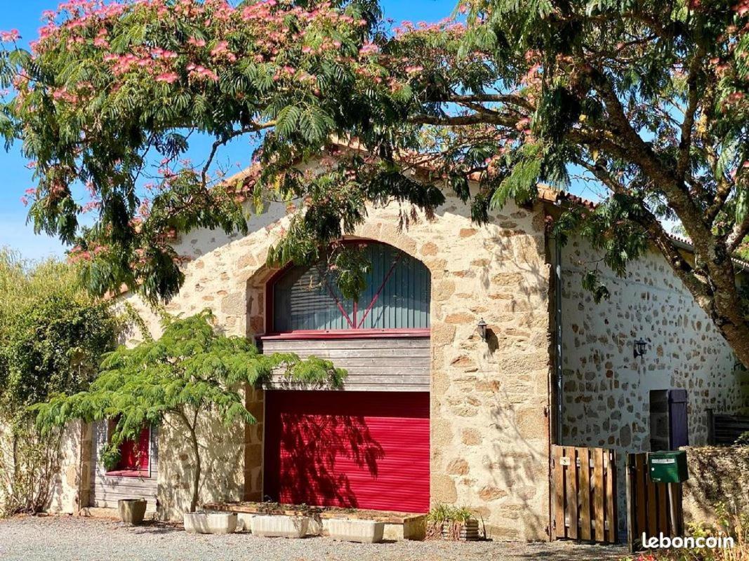 Gîtes  la pagerie La Gaubretiere Extérieur photo